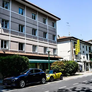 Vienna Отель