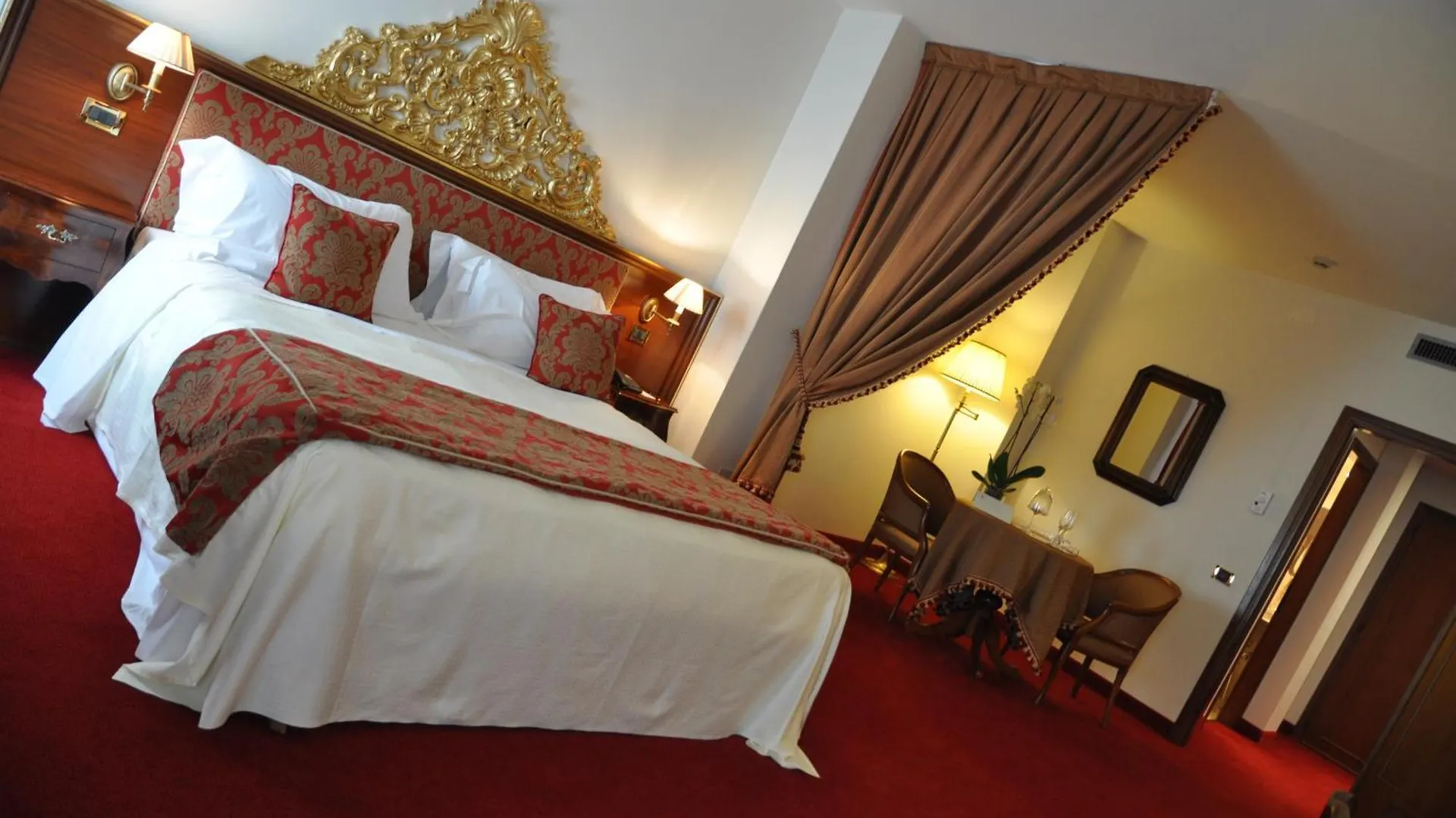 Hotel Villa Condulmer Mogliano Veneto 5*,  Italy