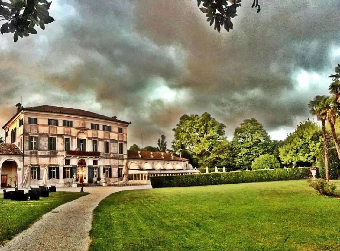 Hotel Villa Condulmer Mogliano Veneto