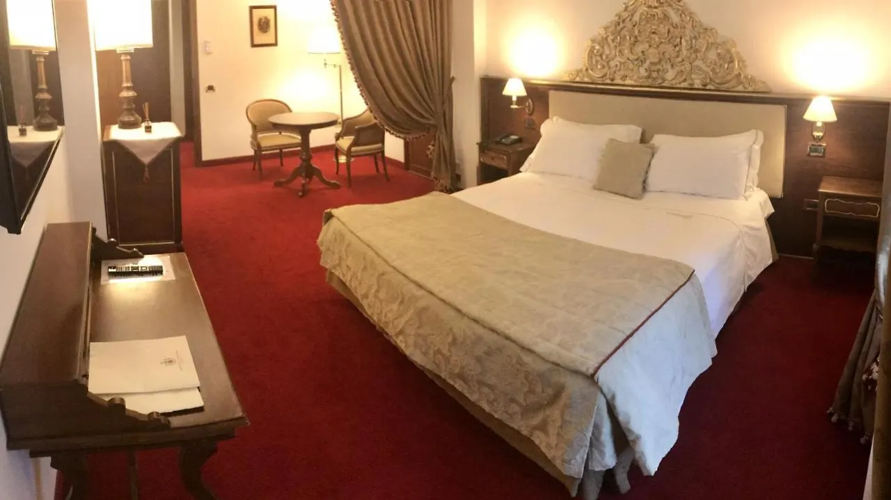 Hotel Villa Condulmer Mogliano Veneto 5*,  Italy